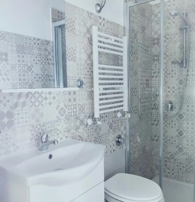 Isola Verde Guest House-1